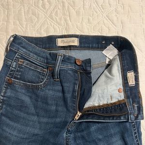 Madewell dark blue skinny jeans size 24